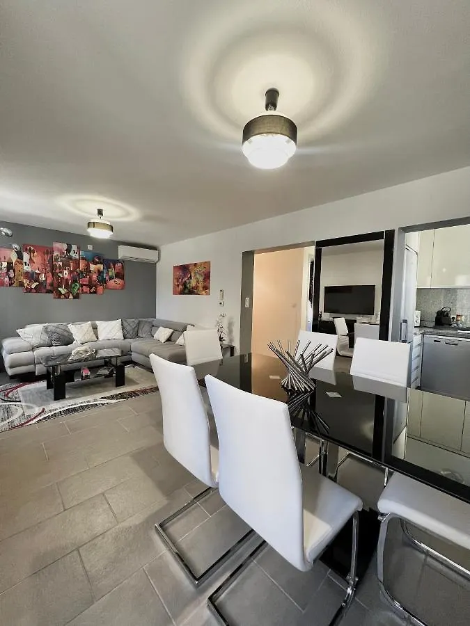 Diego Nicea Apartament